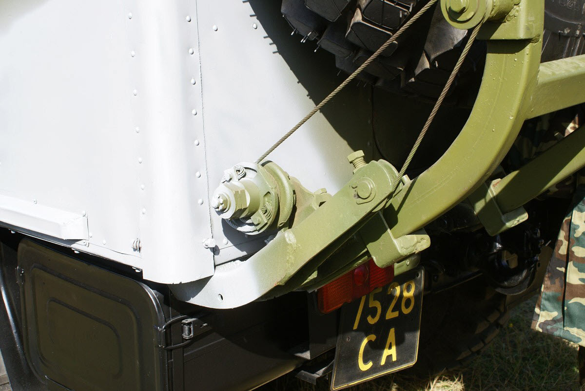 ТРМ-90У на базе грузовика ЗИЛ-131. Танкоремонтная мастерская на базе грузовика ЗИЛ-131
