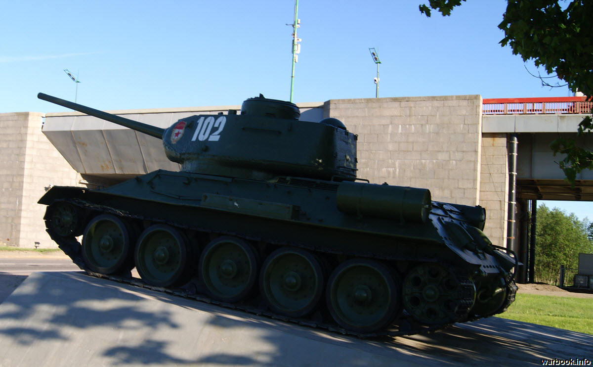 Советский средний танк Т-34-85