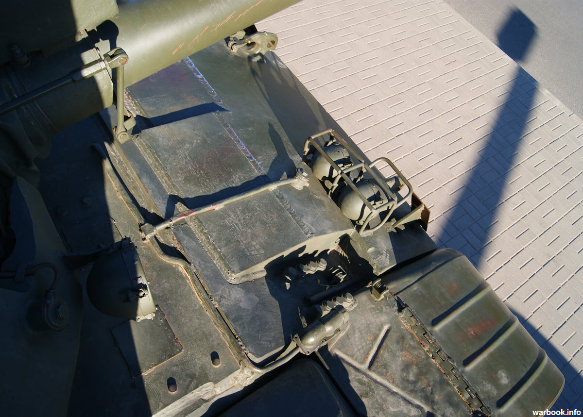 Советский средний танк Т-62М