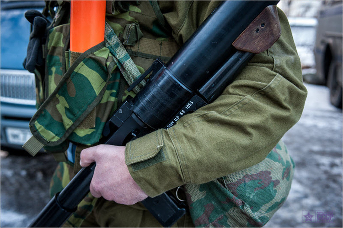 Солдат с гранатометом СВ-1301М/РГС-50М